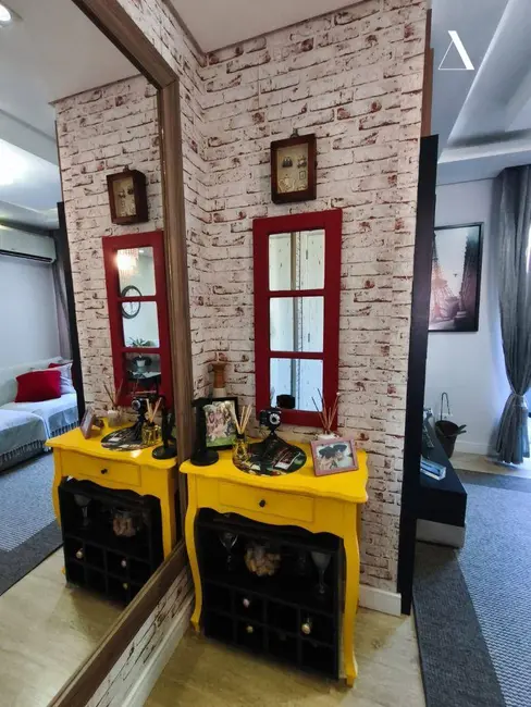 Foto 5 de Apartamento com 2 quartos à venda, 81m2 em Santo Antônio, Joinville - SC