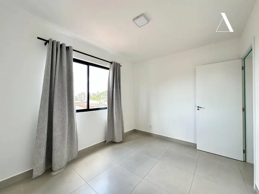 Foto 8 de Apartamento com 3 quartos à venda, 73m2 em Iririú, Joinville - SC