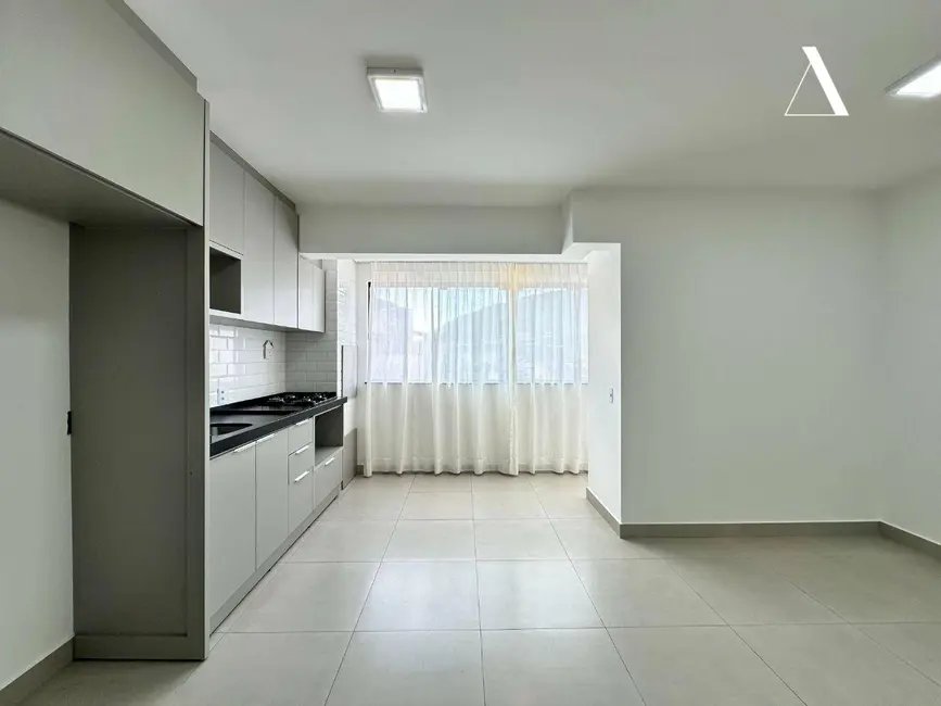 Foto 1 de Apartamento com 3 quartos à venda, 73m2 em Iririú, Joinville - SC
