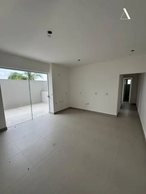 Foto 2 de Apartamento com 2 quartos à venda, 68m2 em Saguaçu, Joinville - SC