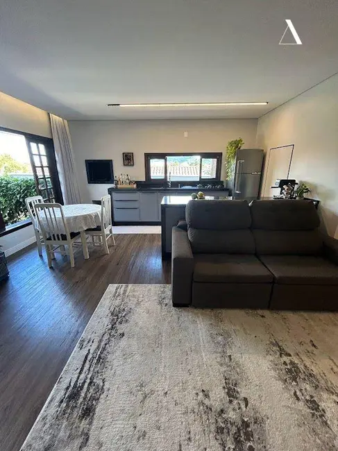 Foto 6 de Casa com 3 quartos à venda, 360m2 em Araquari - SC