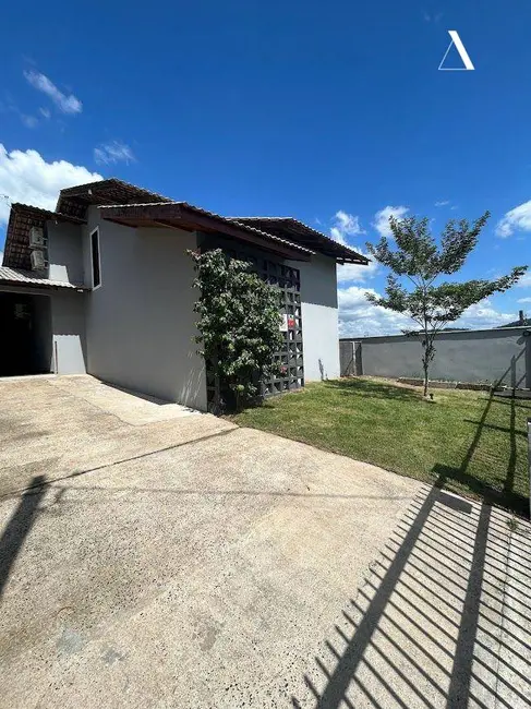 Foto 2 de Casa com 3 quartos à venda, 360m2 em Araquari - SC
