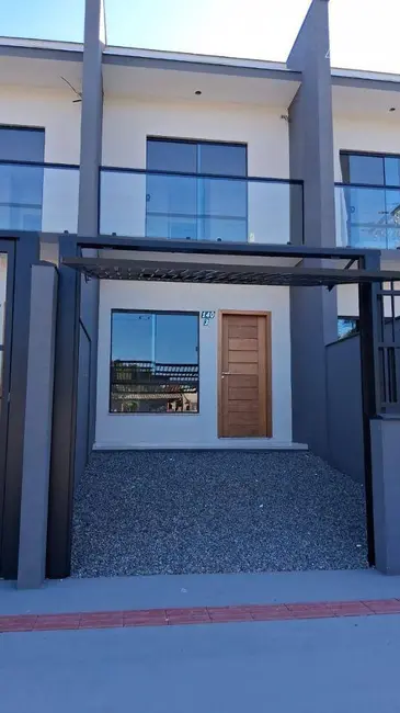 Foto 2 de Casa com 2 quartos à venda, 62m2 em Nova Brasília, Joinville - SC