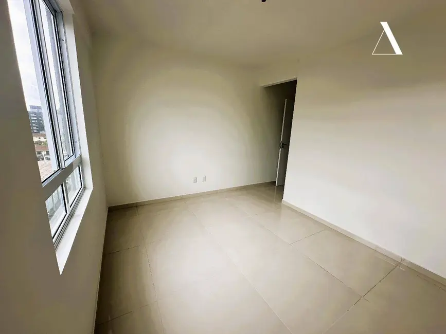 Foto 6 de Apartamento com 2 quartos à venda, 100m2 em Saguaçu, Joinville - SC