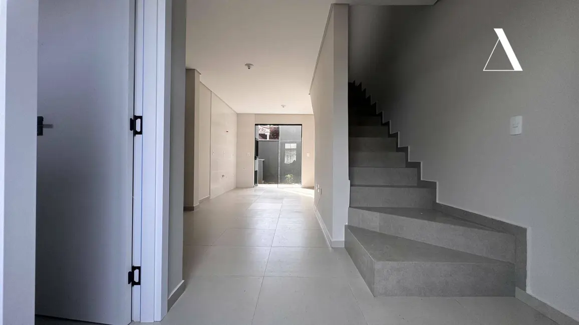 Foto 2 de Casa de Condomínio com 2 quartos à venda, 55m2 em Vila Nova, Joinville - SC