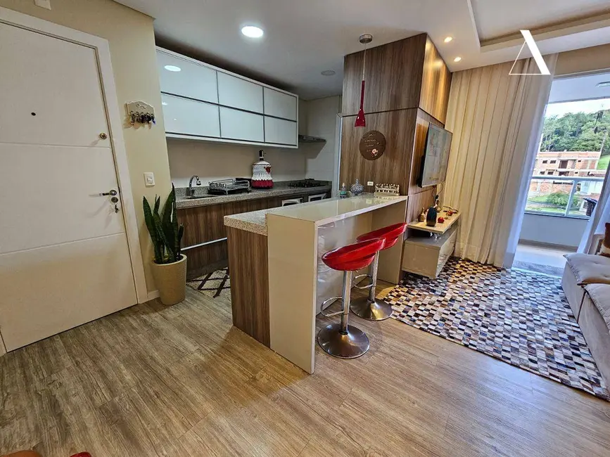 Foto 2 de Apartamento com 3 quartos à venda, 84m2 em Bom Retiro, Joinville - SC
