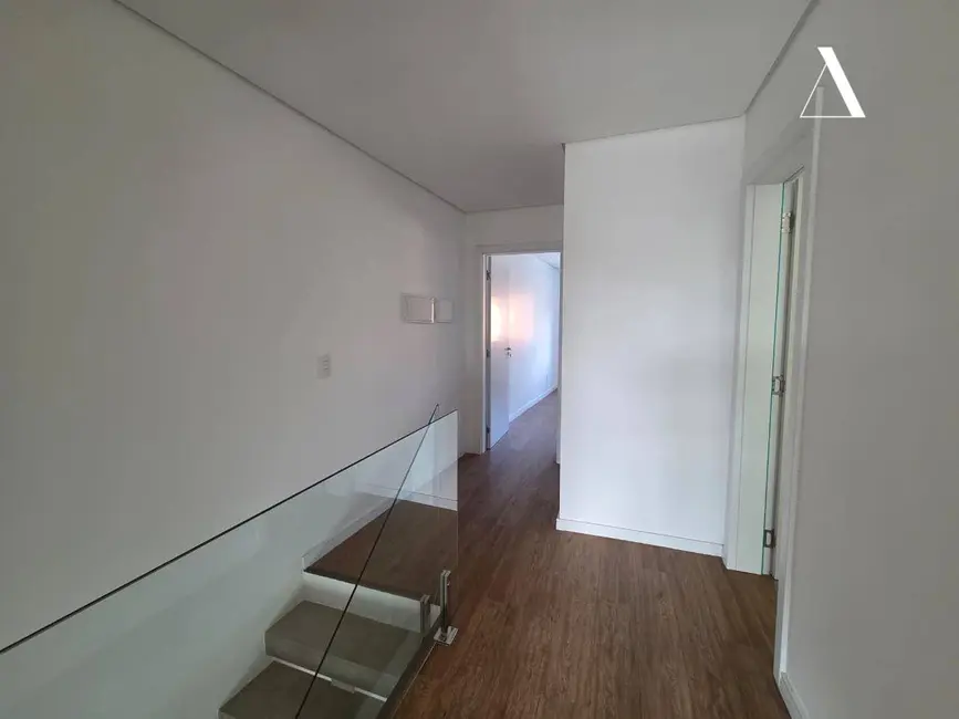 Foto 9 de Casa com 3 quartos à venda, 103m2 em Boa Vista, Joinville - SC