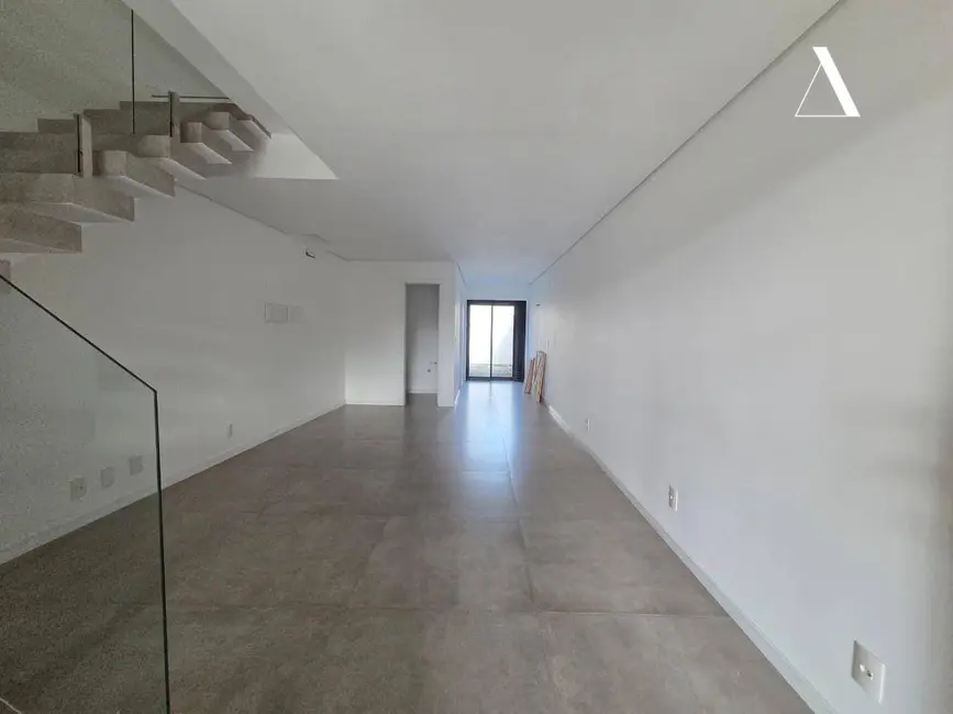 Foto 4 de Casa com 3 quartos à venda, 103m2 em Boa Vista, Joinville - SC