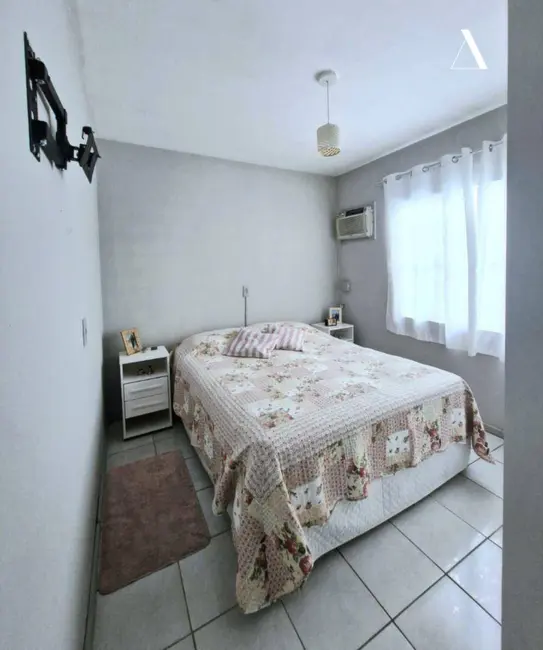 Foto 5 de Casa com 3 quartos à venda, 450m2 em João Costa, Joinville - SC