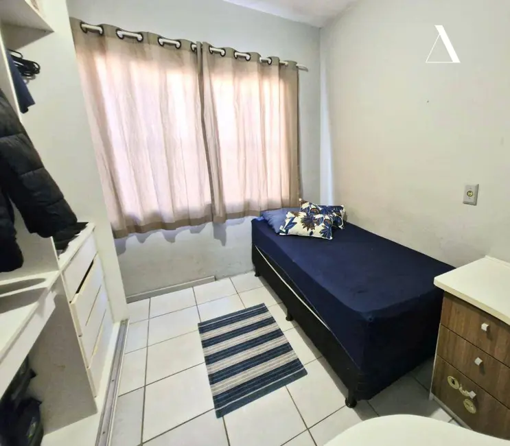 Foto 8 de Casa com 3 quartos à venda, 450m2 em João Costa, Joinville - SC