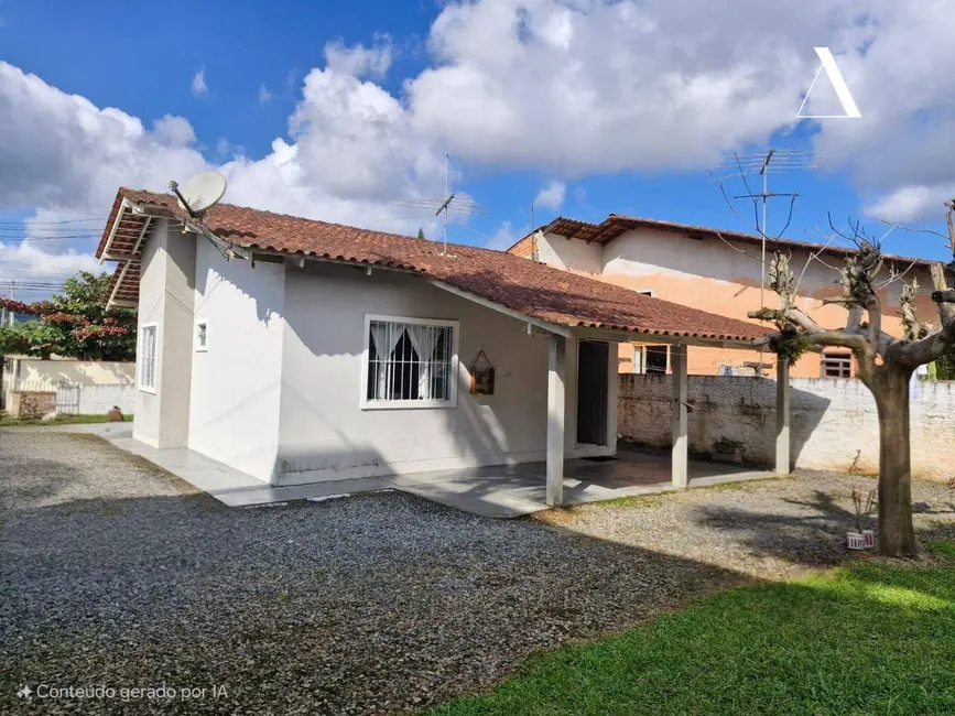 Foto 2 de Casa com 3 quartos à venda, 450m2 em João Costa, Joinville - SC