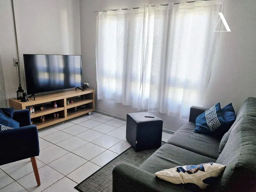 Foto 4 de Casa com 3 quartos à venda, 450m2 em João Costa, Joinville - SC
