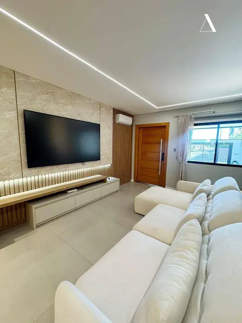 Foto 7 de Casa com 3 quartos à venda, 180m2 em Jardim Sofia, Joinville - SC