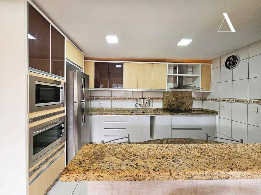 Casa com 3 quartos à venda, 186m2 em Floresta, Joinville - SC - imagem 8 Foto 8 de Casa com 3 quartos à venda, 186m2 em Floresta, Joinville - SC
