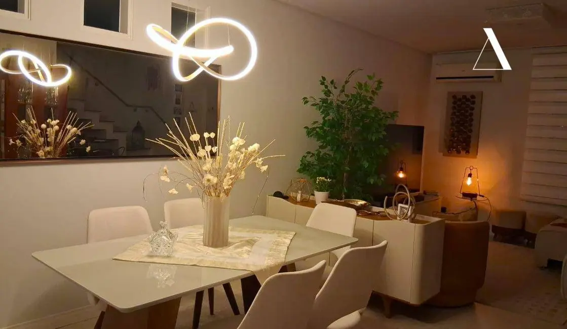 Foto 9 de Casa com 3 quartos à venda, 127m2 em Anita Garibaldi, Joinville - SC