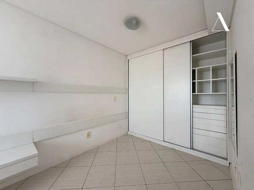 Apartamento com 1 quarto à venda, 62m2 em Bom Retiro, Joinville - SC - imagem 4 Foto 4 de Apartamento com 1 quarto à venda, 62m2 em Bom Retiro, Joinville - SC