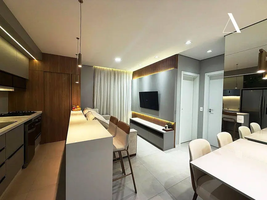 Foto 2 de Apartamento com 2 quartos à venda, 65m2 em Costa e Silva, Joinville - SC