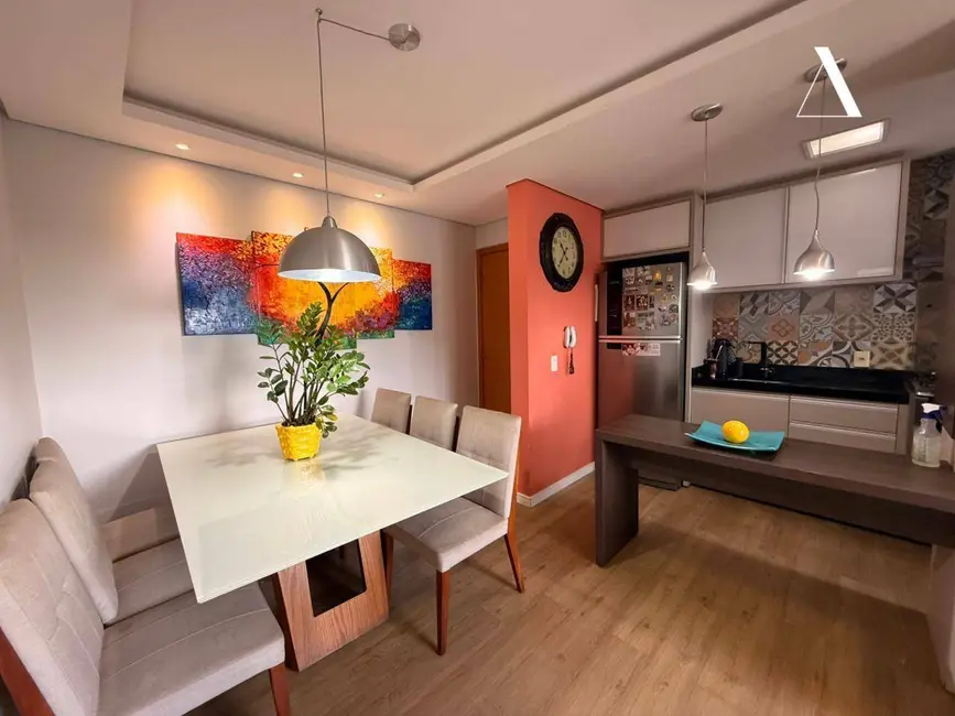 Foto 2 de Apartamento com 2 quartos à venda, 49m2 em Floresta, Joinville - SC