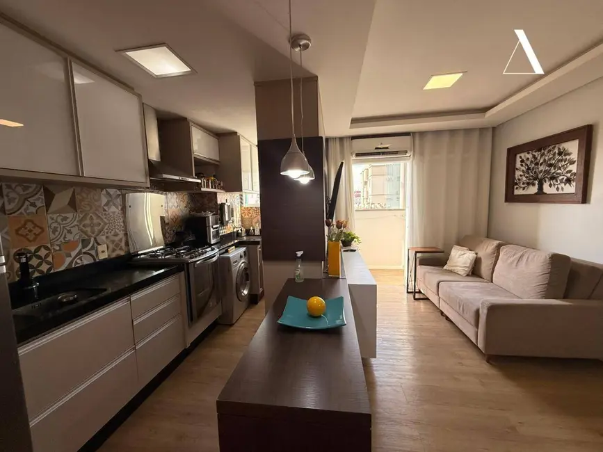 Foto 5 de Apartamento com 2 quartos à venda, 49m2 em Floresta, Joinville - SC