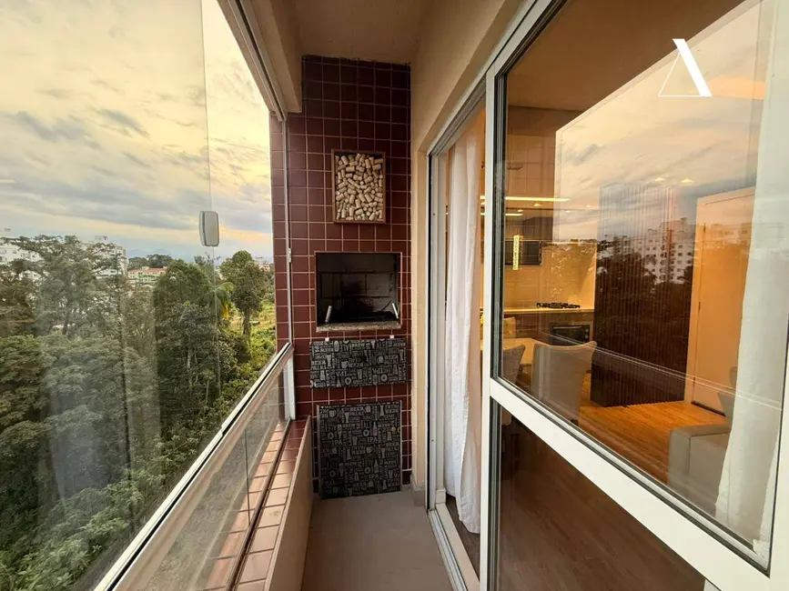 Foto 6 de Apartamento com 2 quartos à venda, 64m2 em Saguaçu, Joinville - SC