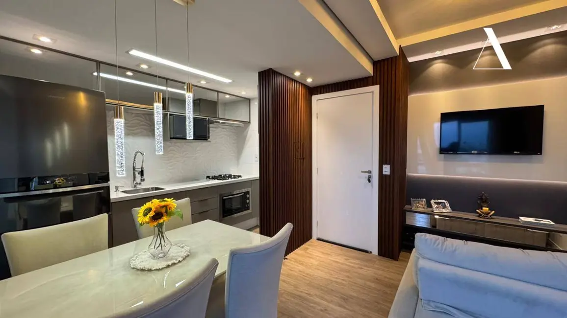 Foto 2 de Apartamento com 2 quartos à venda, 64m2 em Saguaçu, Joinville - SC