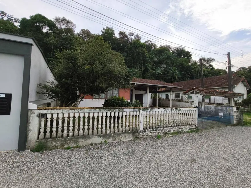 Foto 2 de Terreno / Lote à venda, 758m2 em Glória, Joinville - SC
