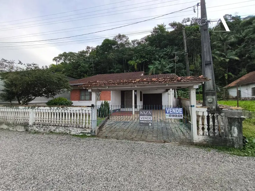 Foto 1 de Terreno / Lote à venda, 758m2 em Glória, Joinville - SC
