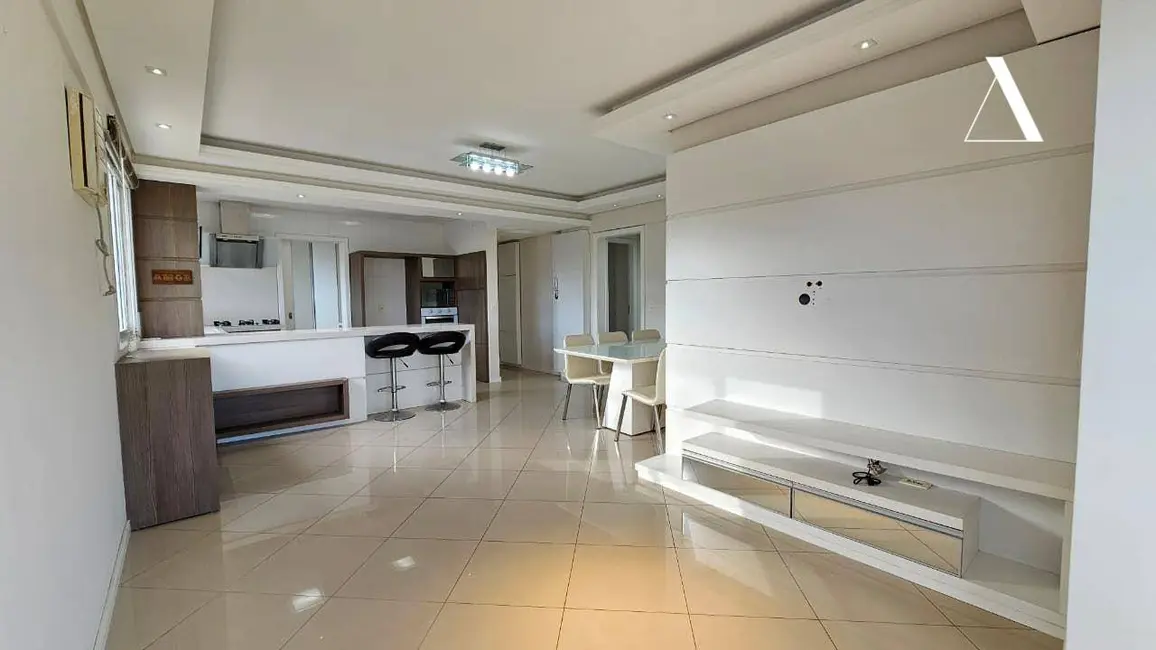 Foto 1 de Apartamento com 3 quartos à venda, 92m2 em Bucarein, Joinville - SC