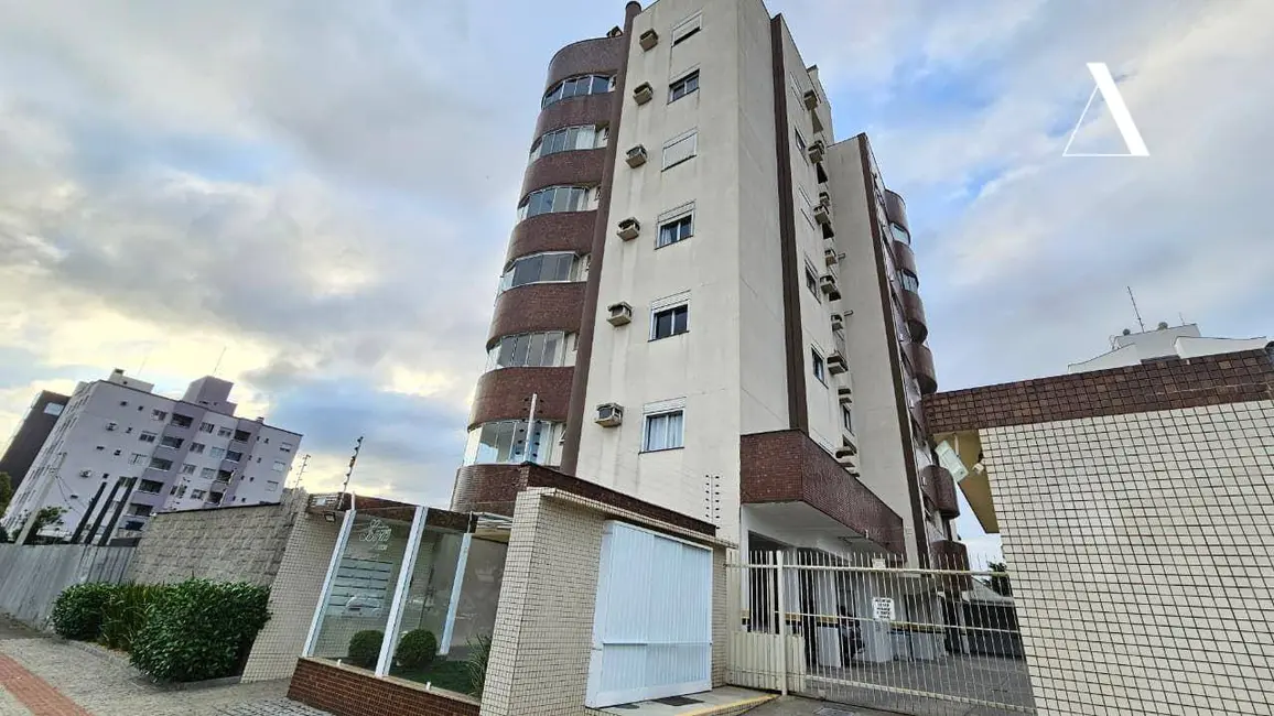 Foto 2 de Apartamento com 3 quartos à venda, 92m2 em Bucarein, Joinville - SC