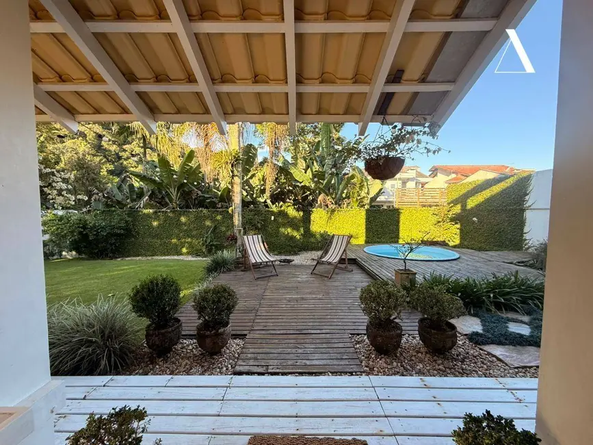 Foto 8 de Casa com 2 quartos à venda, 886m2 em América, Joinville - SC
