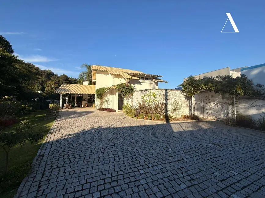 Foto 2 de Casa com 2 quartos à venda, 886m2 em América, Joinville - SC