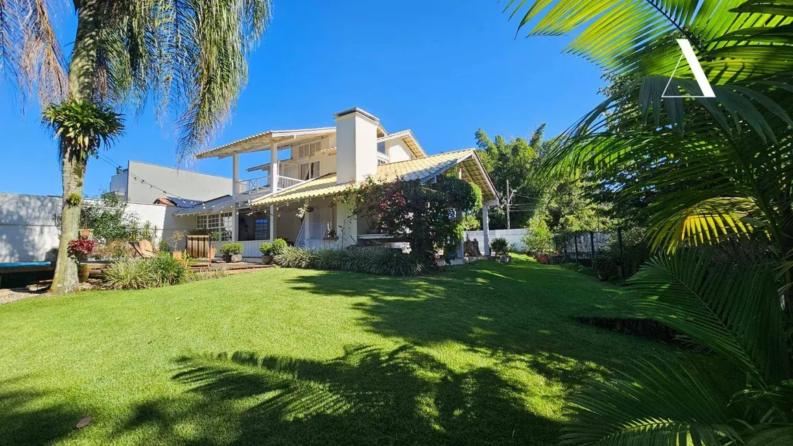 Foto 1 de Casa com 2 quartos à venda, 886m2 em América, Joinville - SC