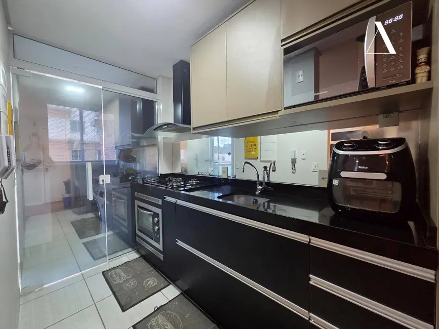 Foto 3 de Apartamento com 2 quartos à venda, 112m2 em Atiradores, Joinville - SC