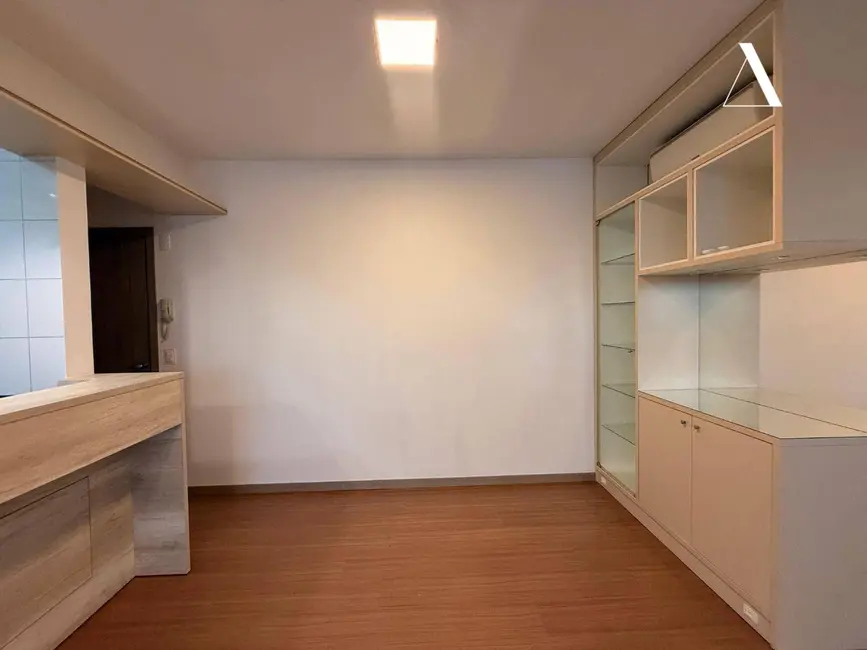 Foto 9 de Apartamento com 2 quartos à venda, 96m2 em São Marcos, Joinville - SC