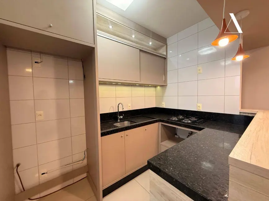 Foto 3 de Apartamento com 2 quartos à venda, 96m2 em São Marcos, Joinville - SC