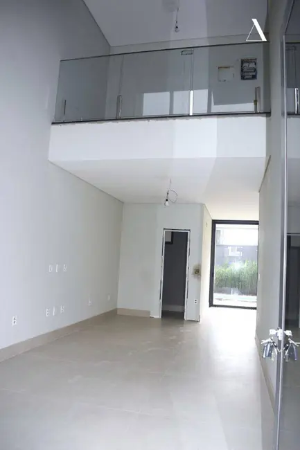 Casa com 3 quartos à venda, 207m2 em América, Joinville - SC - imagem 6 Foto 6 de Casa com 3 quartos à venda, 207m2 em América, Joinville - SC