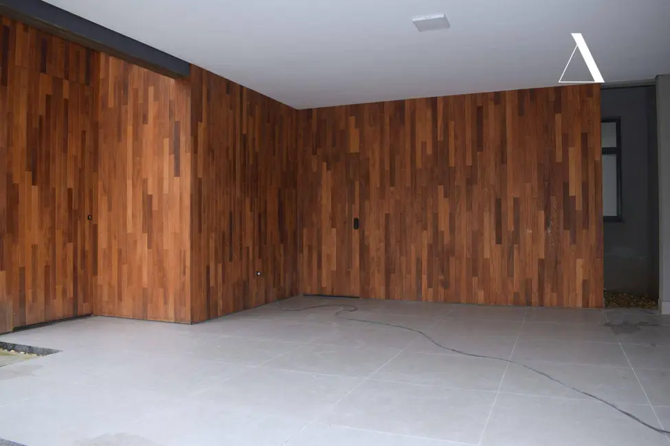 Casa com 3 quartos à venda, 207m2 em América, Joinville - SC - imagem 6 Foto 6 de Casa com 3 quartos à venda, 207m2 em América, Joinville - SC