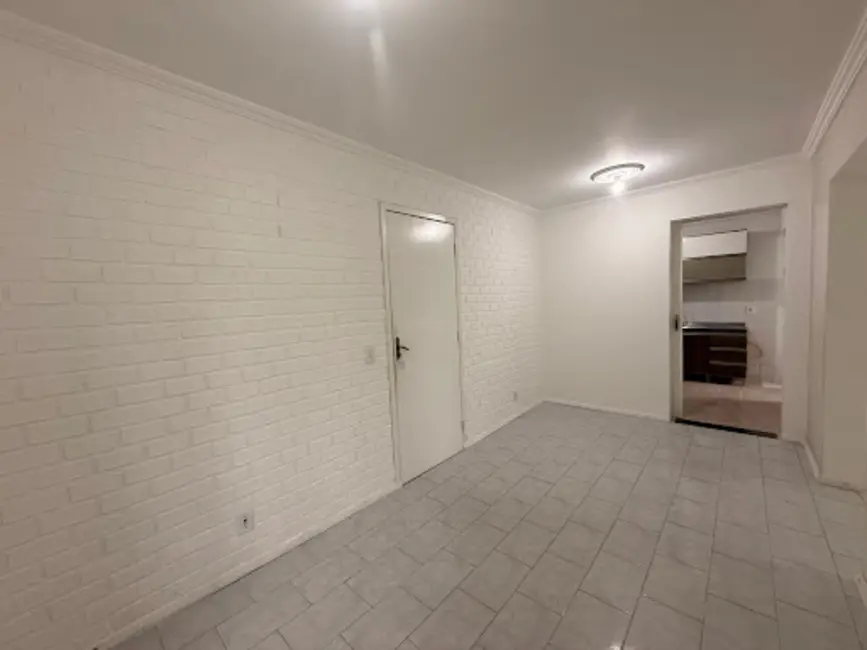 Foto 4 de Apartamento com 2 quartos à venda, 44m2 em Vila Nova, Joinville - SC