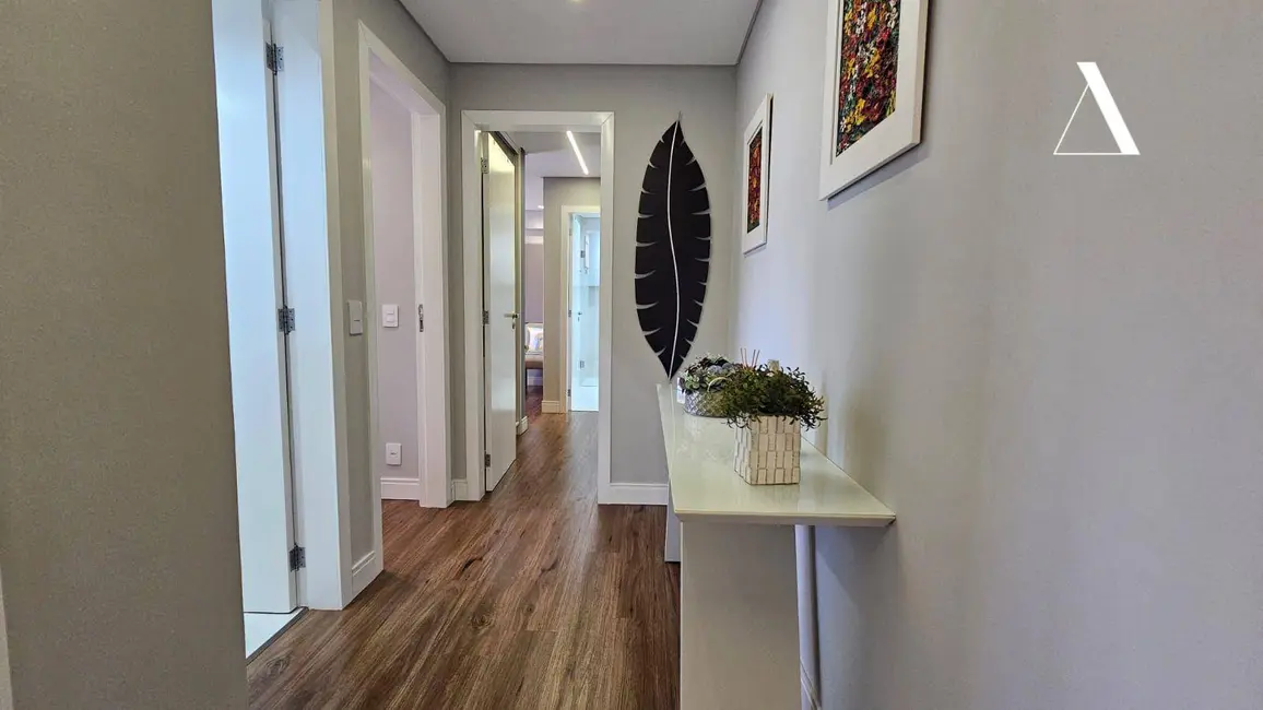 Apartamento com 3 quartos à venda, 109m2 em Bucarein, Joinville - SC - imagem 8 Foto 8 de Apartamento com 3 quartos à venda, 109m2 em Bucarein, Joinville - SC