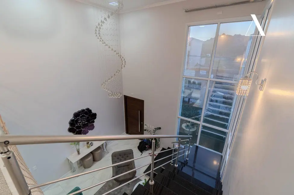 Foto 6 de Casa com 4 quartos à venda, 585m2 em Glória, Joinville - SC