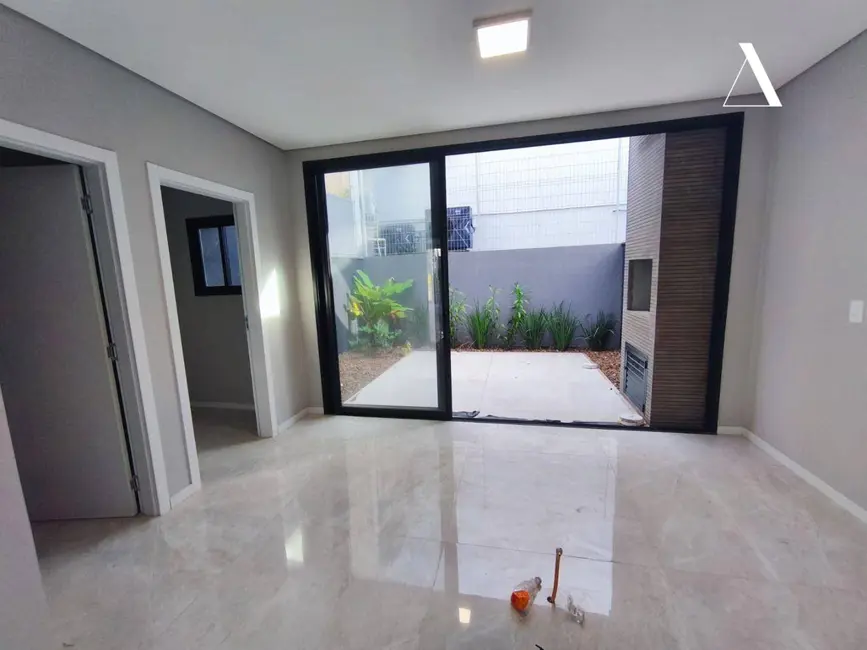 Casa com 3 quartos à venda, 173m2 em Glória, Joinville - SC - imagem 5 Foto 5 de Casa com 3 quartos à venda, 173m2 em Glória, Joinville - SC