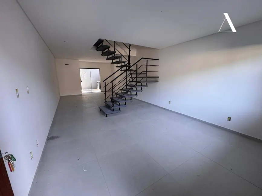 Foto 2 de Casa de Condomínio com 2 quartos à venda, 96m2 em Saguaçu, Joinville - SC