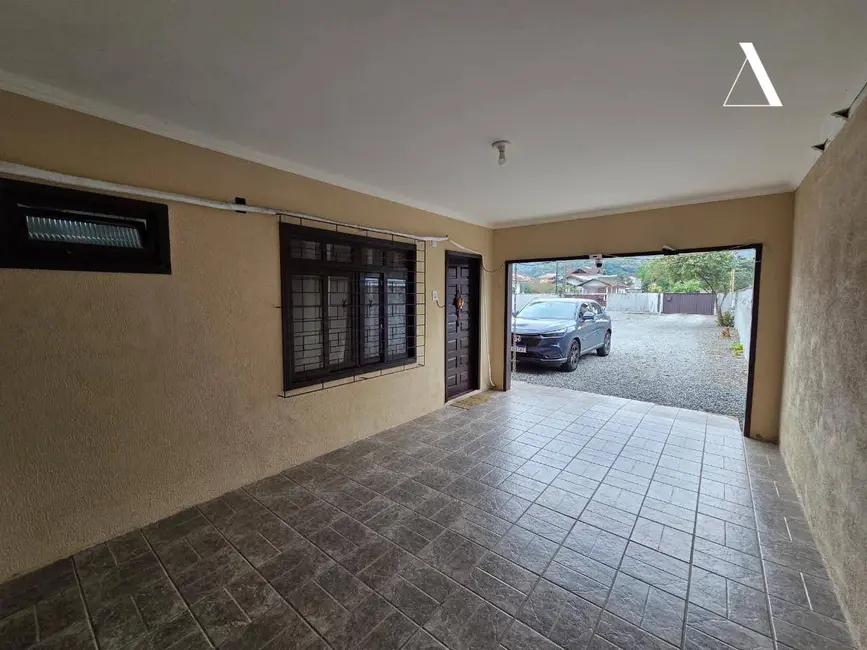 Foto 7 de Casa com 4 quartos à venda, 810m2 em Iririú, Joinville - SC