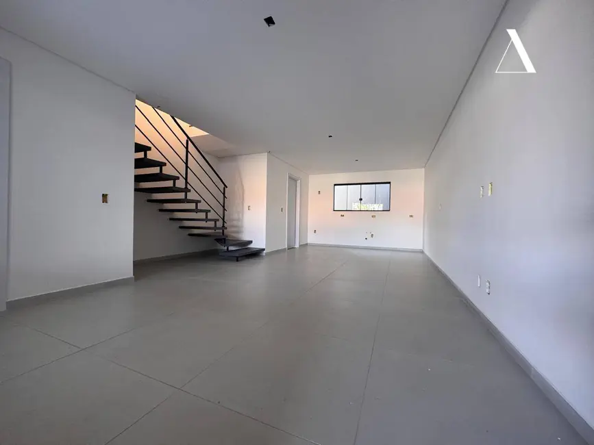 Foto 3 de Casa de Condomínio com 3 quartos à venda, 127m2 em Saguaçu, Joinville - SC