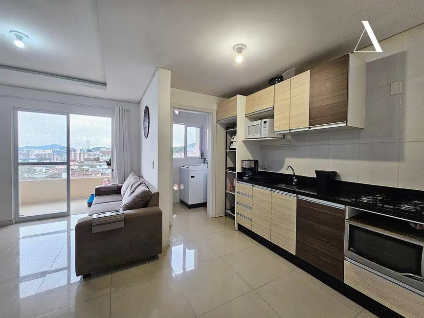 Foto 6 de Apartamento com 3 quartos à venda, 117m2 em Costa e Silva, Joinville - SC