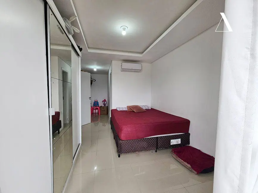 Foto 9 de Apartamento com 3 quartos à venda, 117m2 em Costa e Silva, Joinville - SC