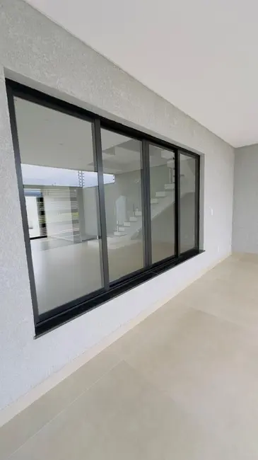 Foto 5 de Sobrado com 3 quartos à venda, 153m2 em Cascavel - PR