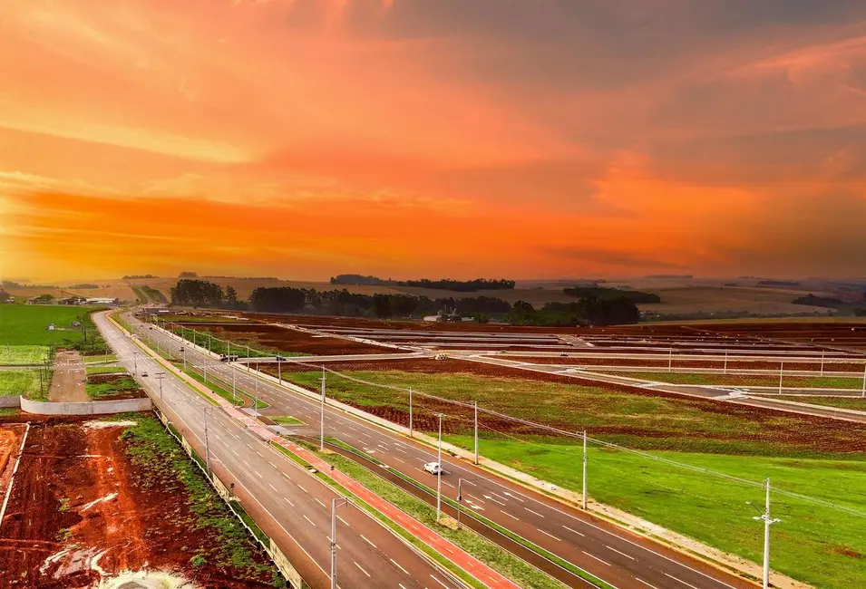 Foto 3 de Terreno / Lote à venda, 150m2 em Cascavel - PR