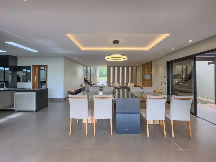 Foto 8 de Sobrado com 4 quartos à venda, 597m2 em Santa Cruz, Cascavel - PR