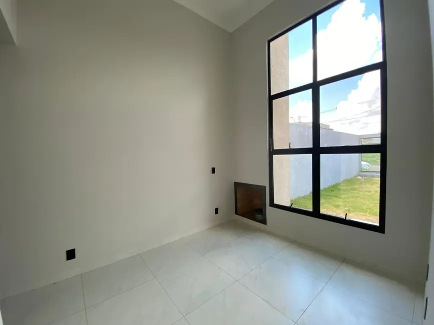 Foto 2 de Casa com 3 quartos à venda, 180m2 em Cascavel Velho, Cascavel - PR